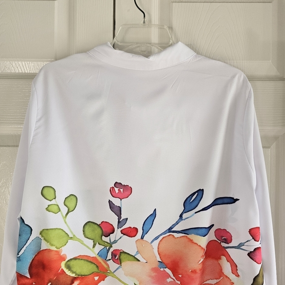 NWT Casual Ink Painting Long Sleeved Button Up Women's Top XXL - Picture 10 of 10